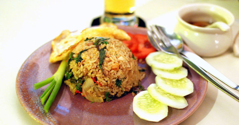 日本のタイ料理店が「日本語はわからないからお前がタイ語を覚えろ」というシステムで話題に！【タイ人の反応】