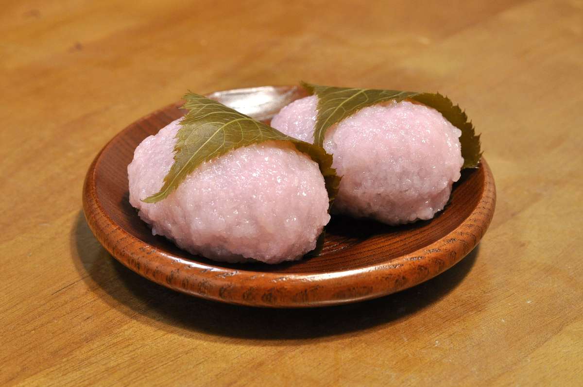 関西風桜餅（道明寺餅）