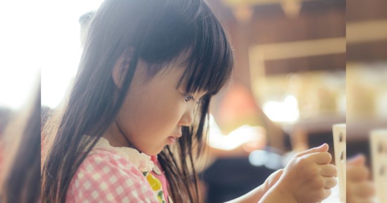 日本の女子小学生の「夏休みの自由工作」が最先端で凄すぎると大絶賛！【タイ人の反応】