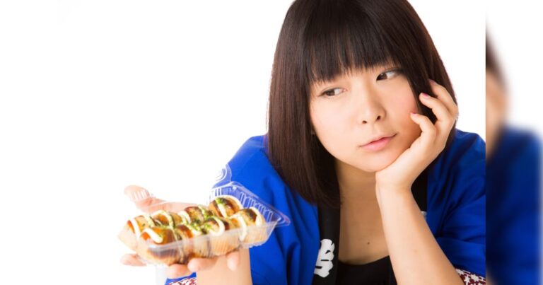 日本のたこ焼き屋がタコの存在を諦めてて笑ったｗｗｗ【タイ人の反応】