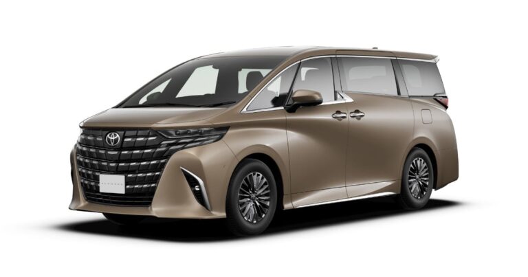 トヨタ新型「アルファード」