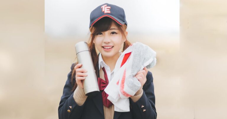 美少女に水筒とタオルを渡される