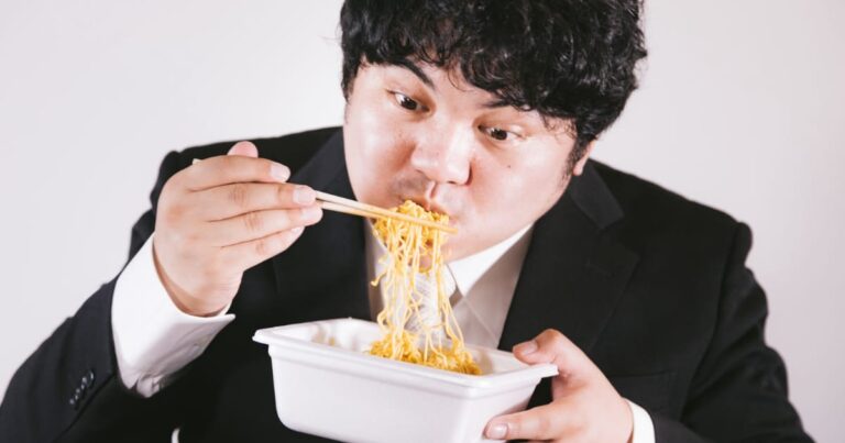 カップ焼きそば