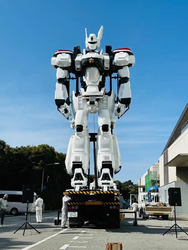 実物大イングラム